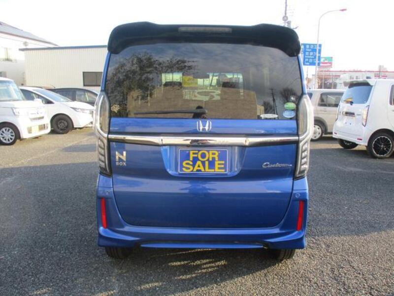 N BOX CUSTOM