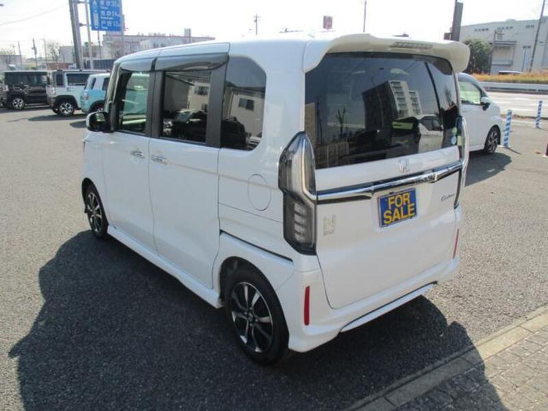 N BOX CUSTOM