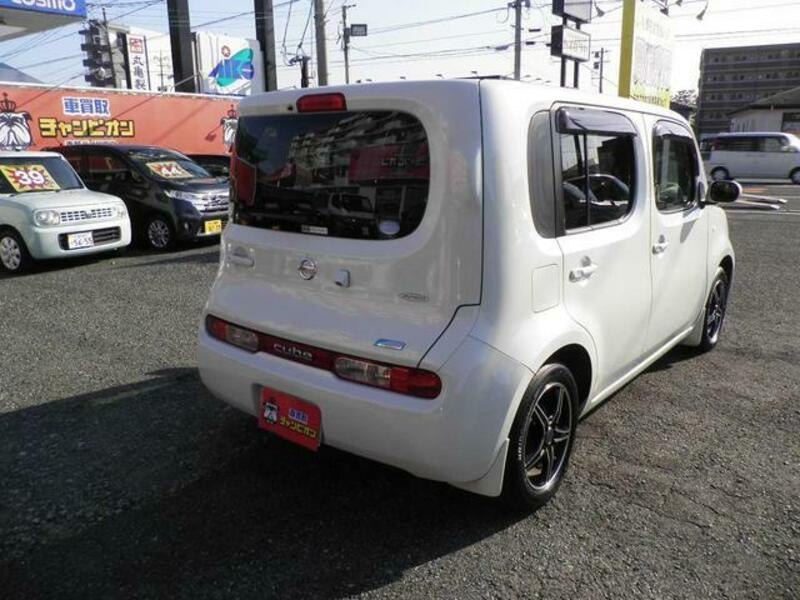 CUBE