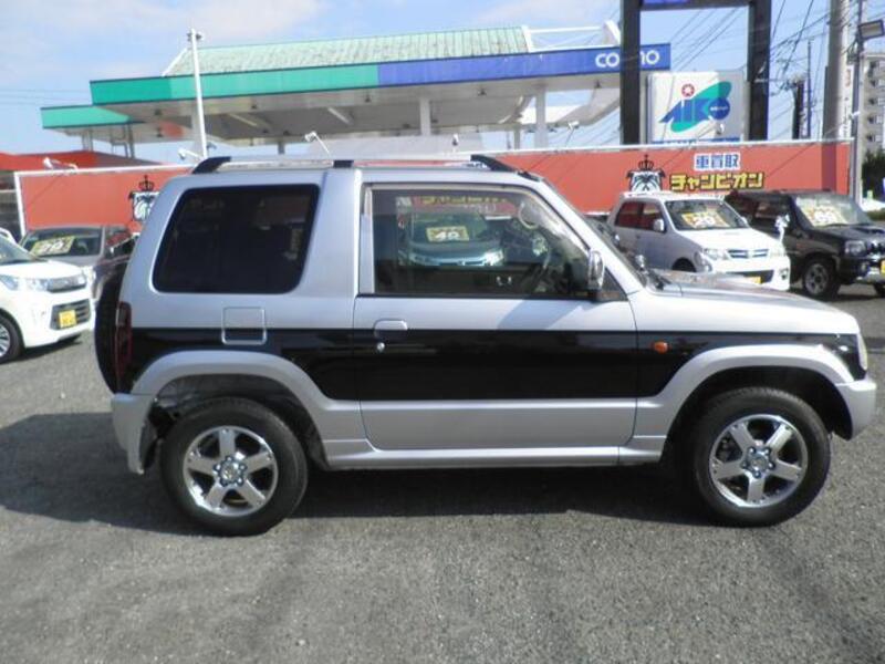 PAJERO MINI