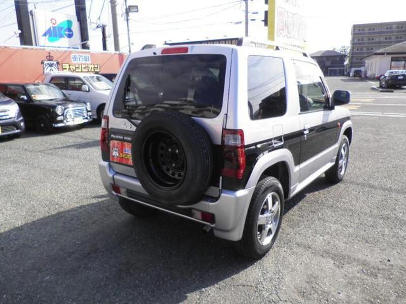 PAJERO MINI