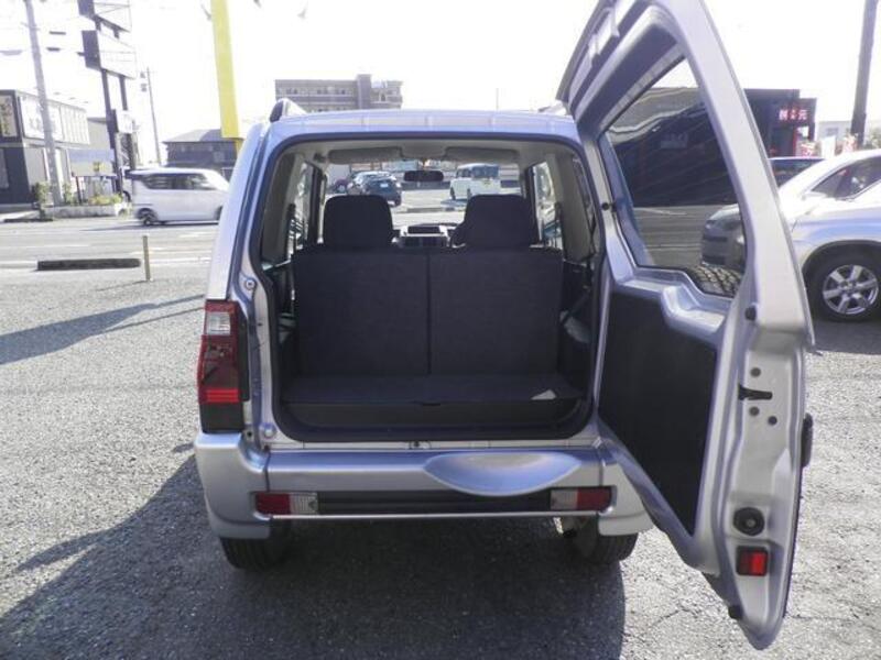PAJERO MINI