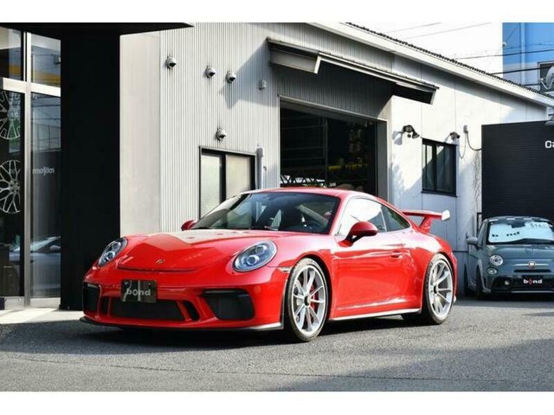 PORSCHE 911