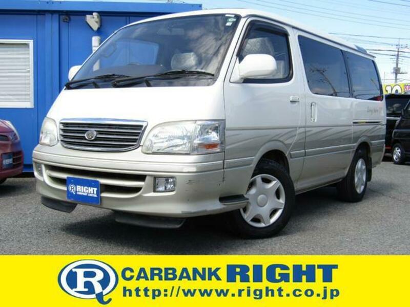 TOYOTA HIACE WAGON