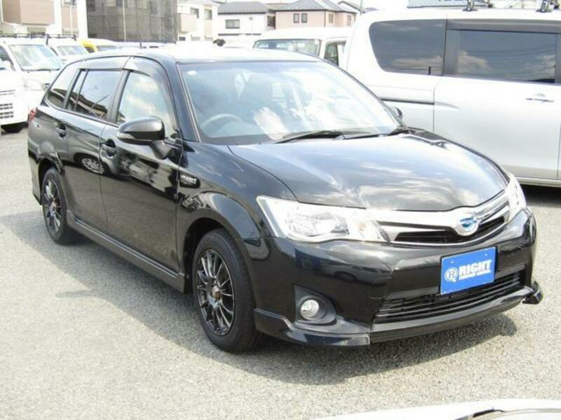 COROLLA FIELDER