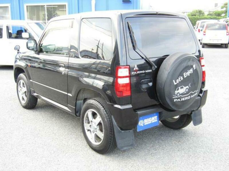 PAJERO MINI