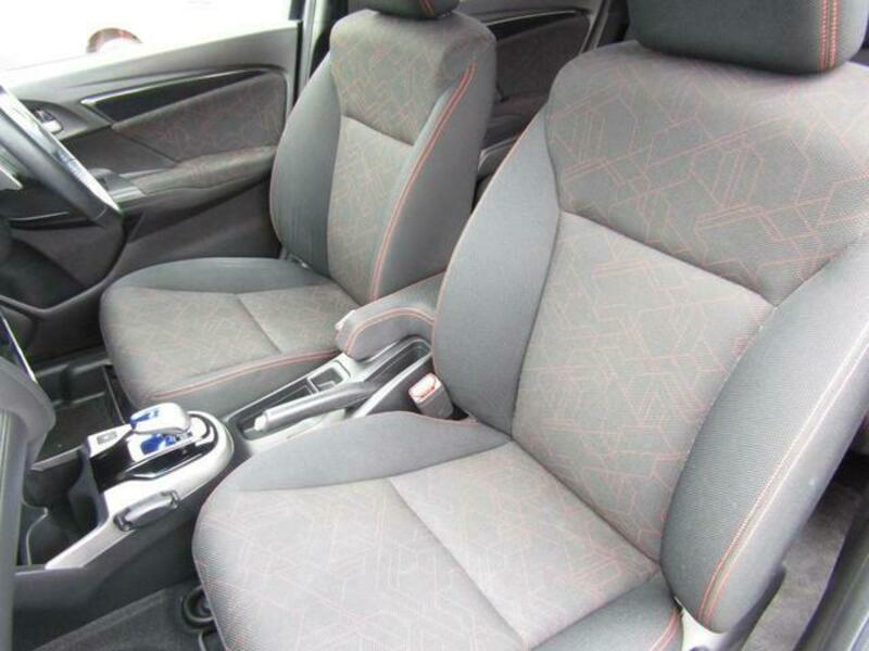 FIT HYBRID