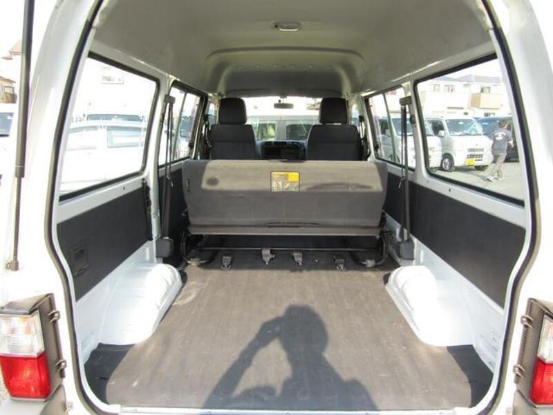 BONGO VAN