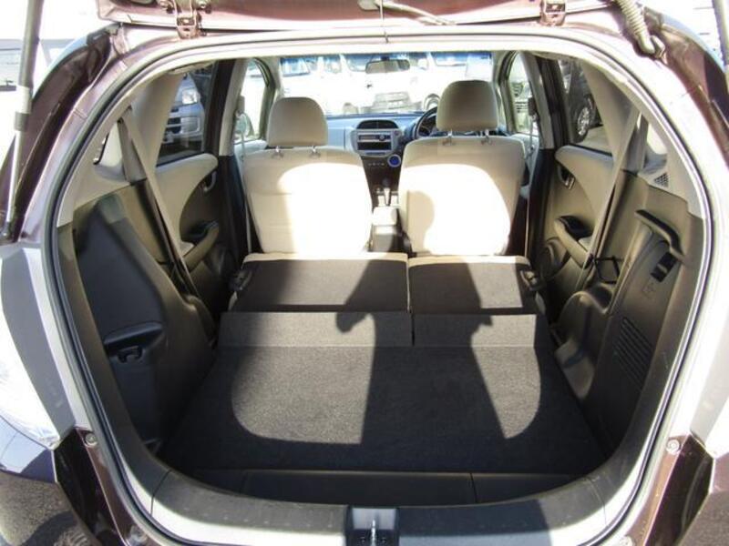 FIT HYBRID
