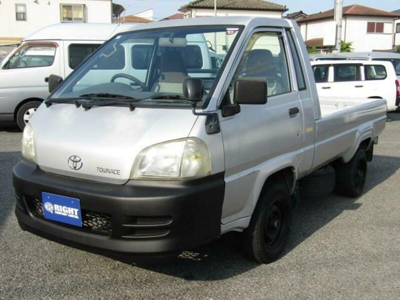 TOWNACE TRUCK