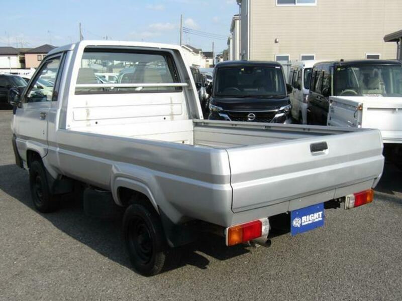 TOWNACE TRUCK