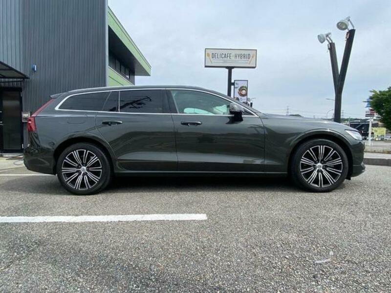 V60