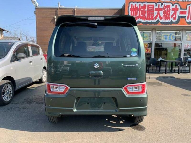 WAGON R