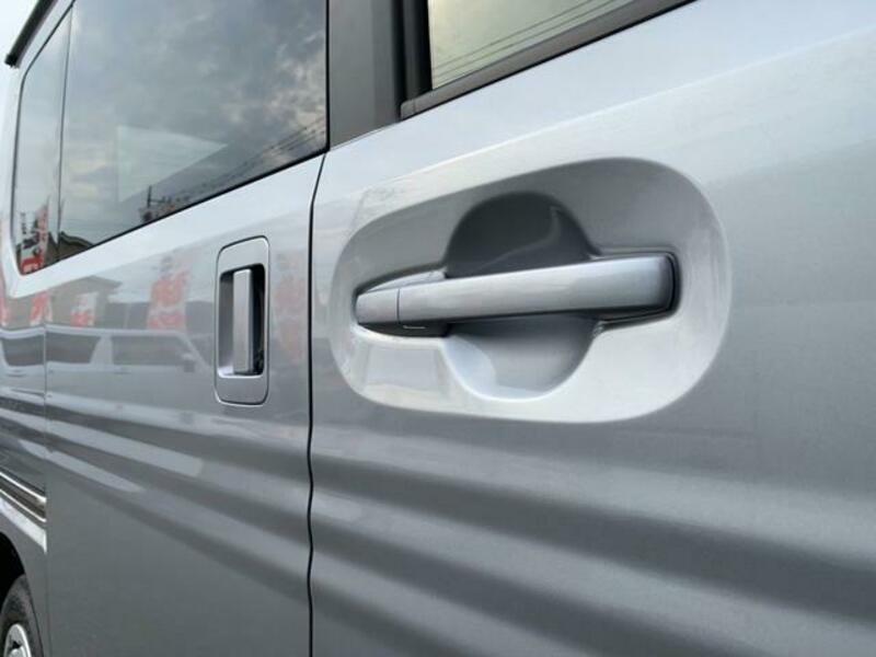 N-VAN