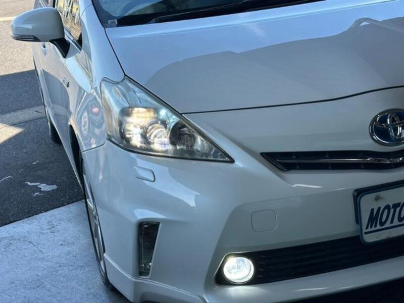 PRIUS ALPHA