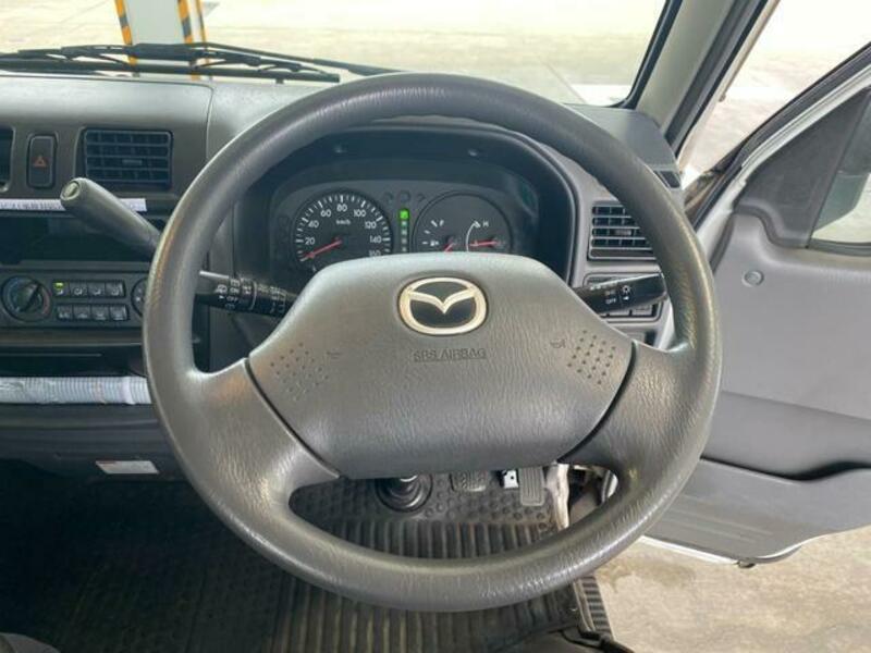 BONGO VAN