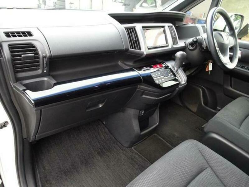 STEPWAGON SPADA