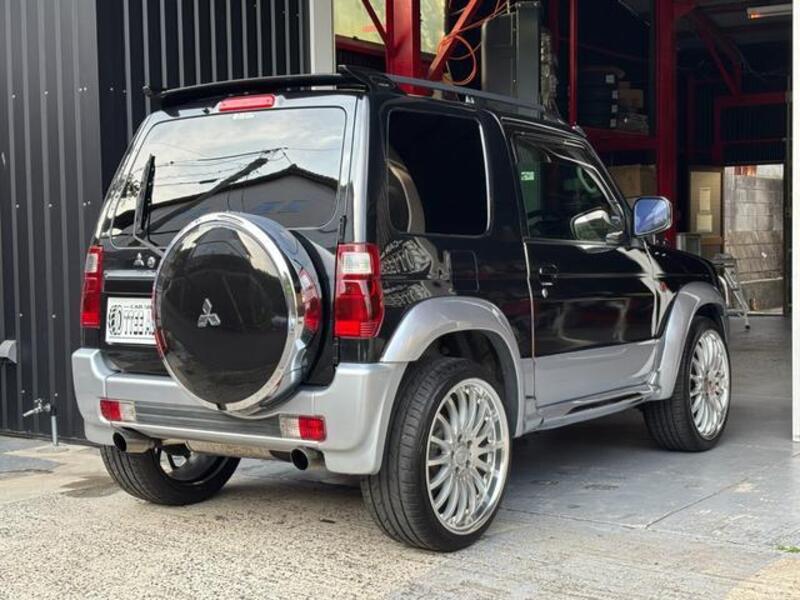 PAJERO MINI