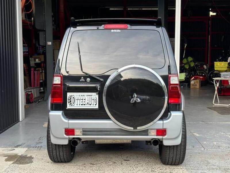 PAJERO MINI