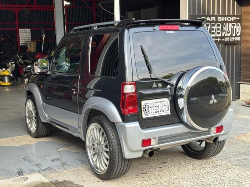 PAJERO MINI