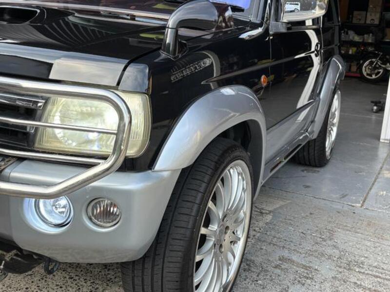 PAJERO MINI