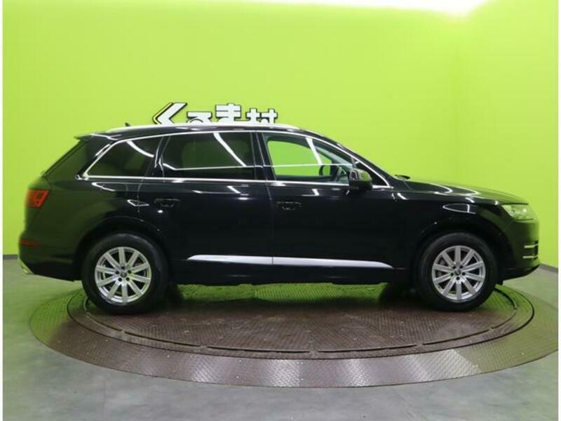 Q7