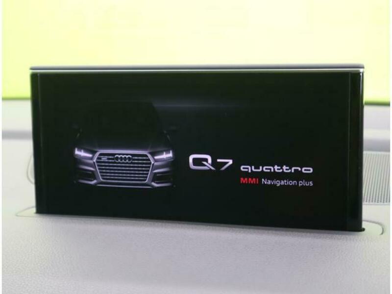 Q7