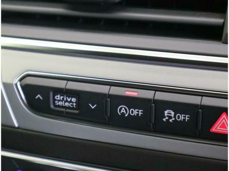 Q7