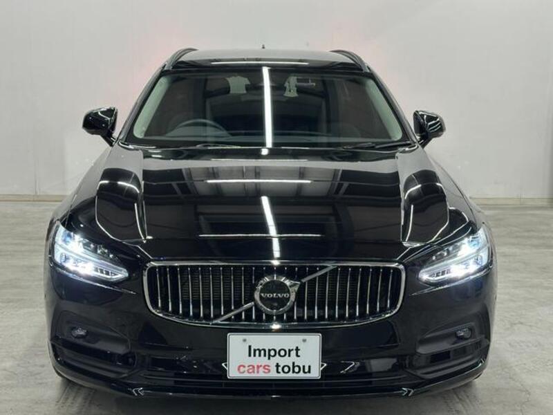 V90