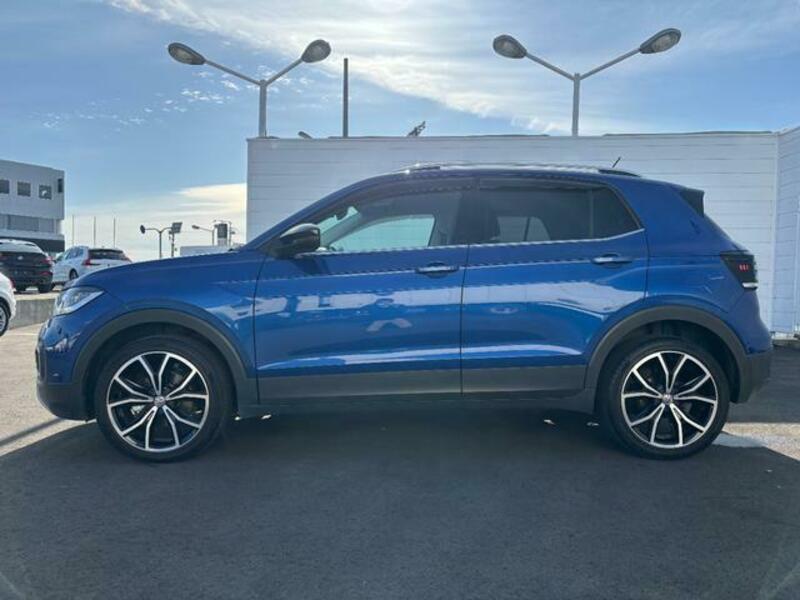 T CROSS
