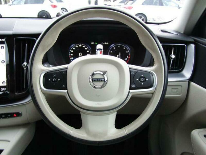 XC60