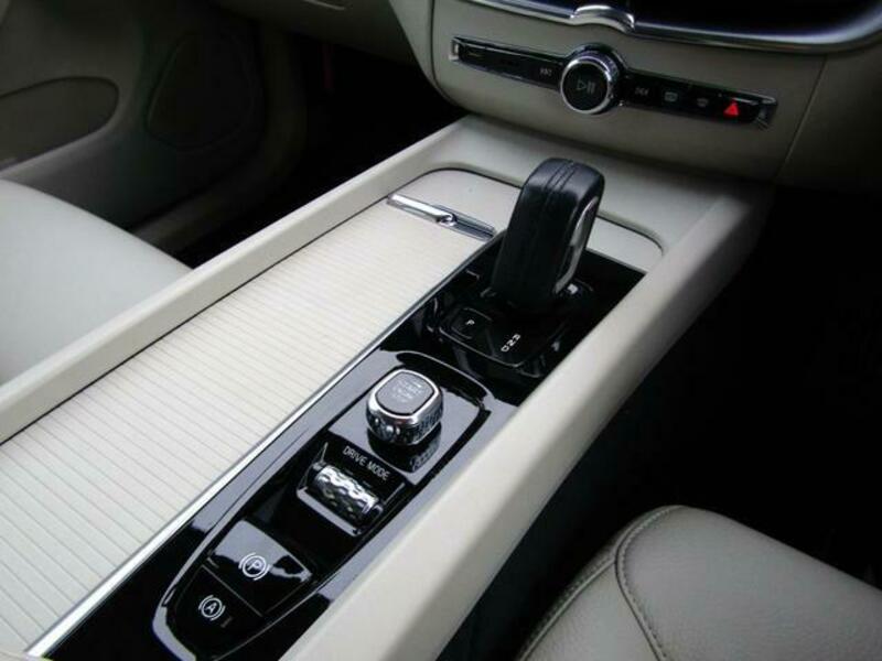 XC60