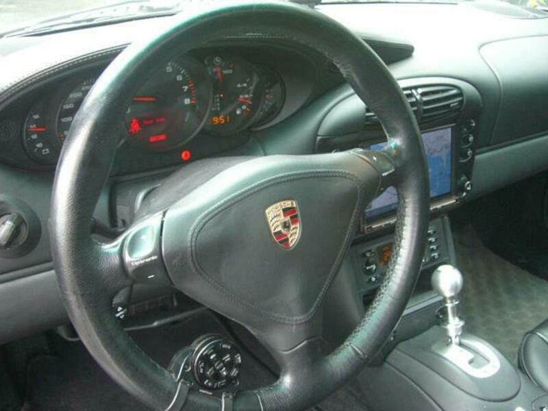 911