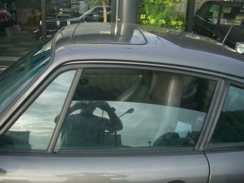911