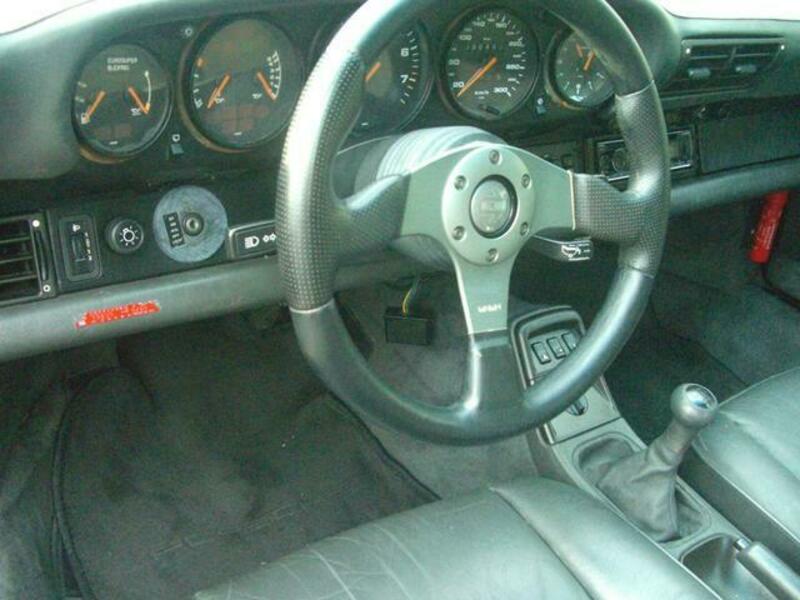 911