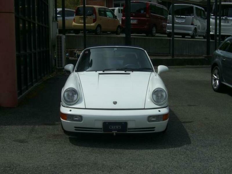 911