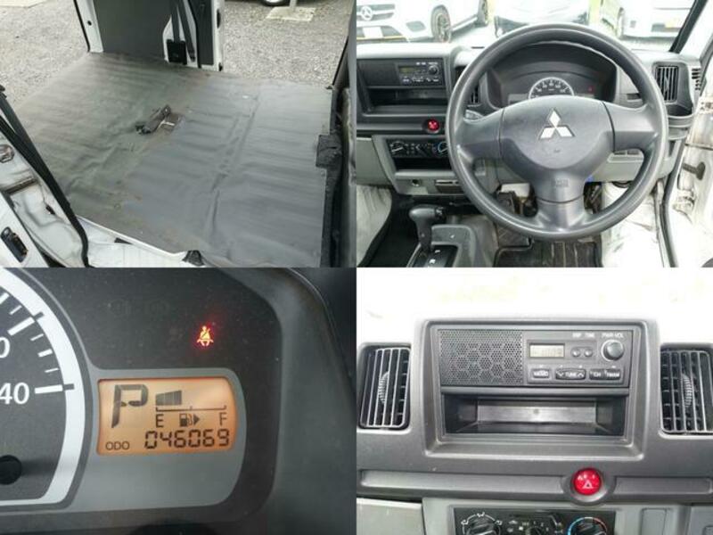 MINICAB VAN