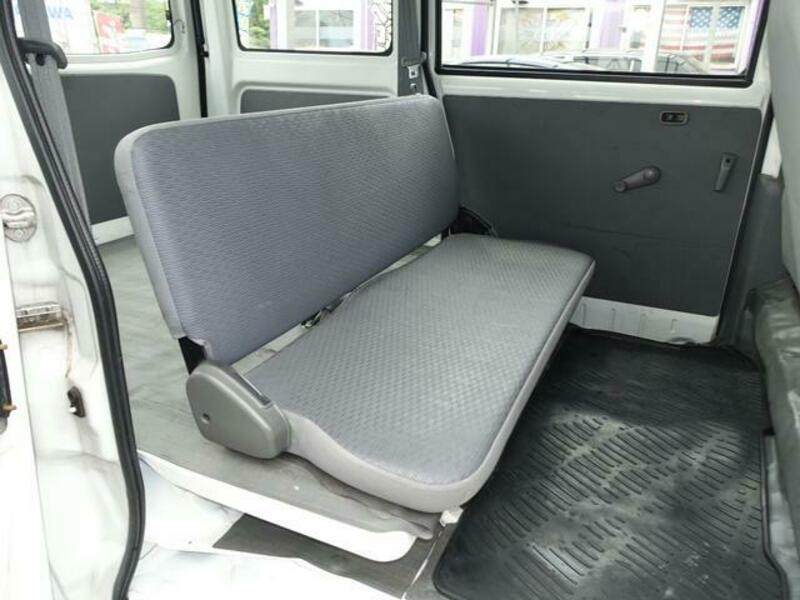 MINICAB VAN