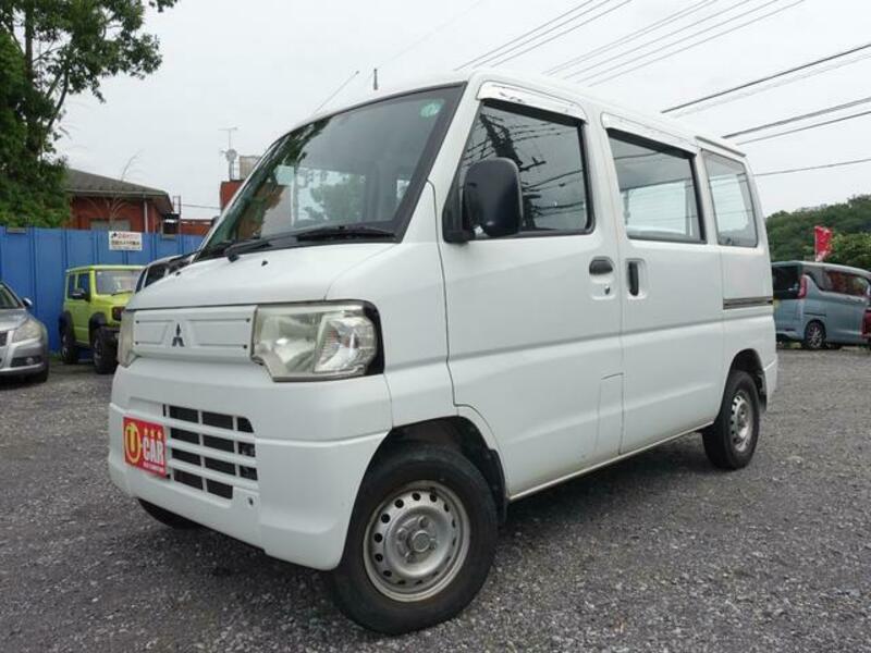 MITSUBISHI MINICAB VAN