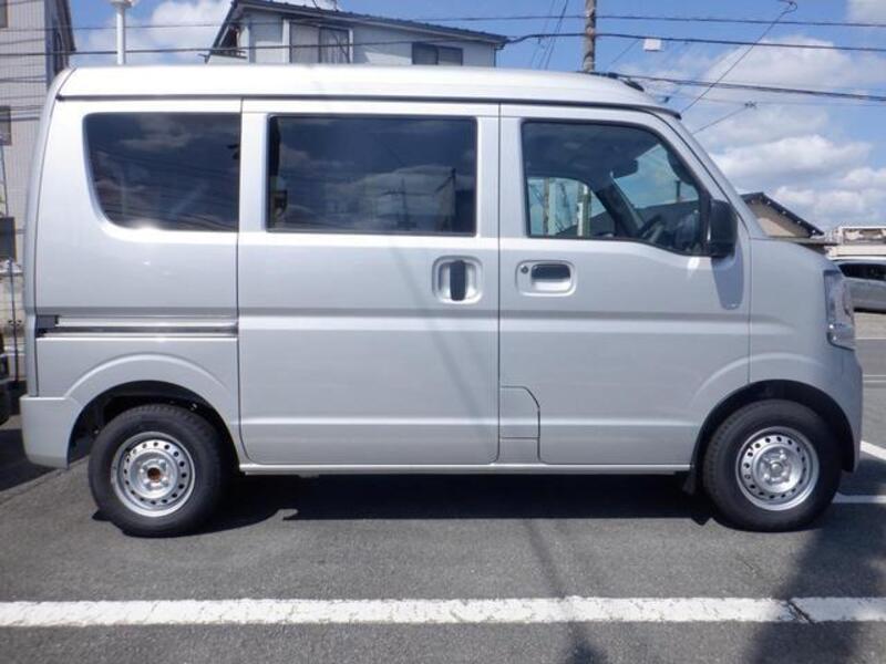 MINICAB VAN
