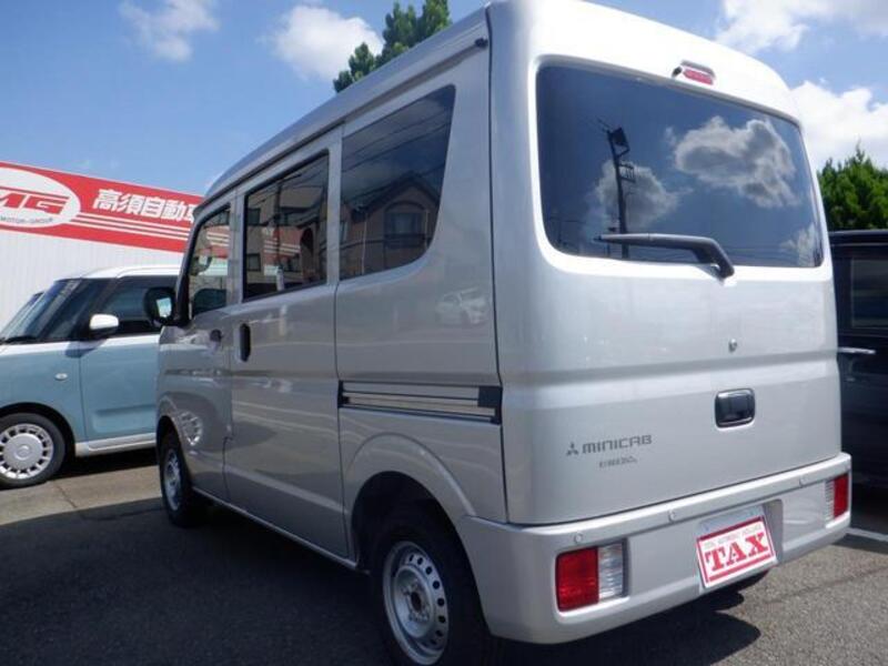 MINICAB VAN