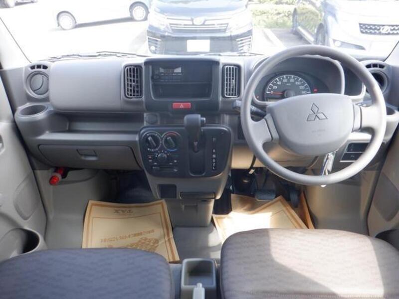 MINICAB VAN