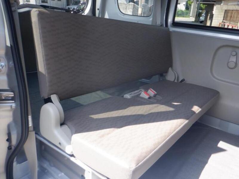 MINICAB VAN