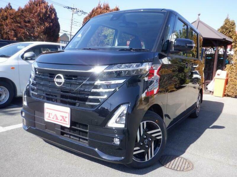NISSAN ROOX