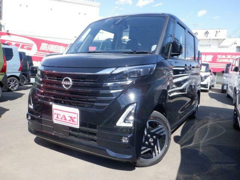 NISSAN ROOX