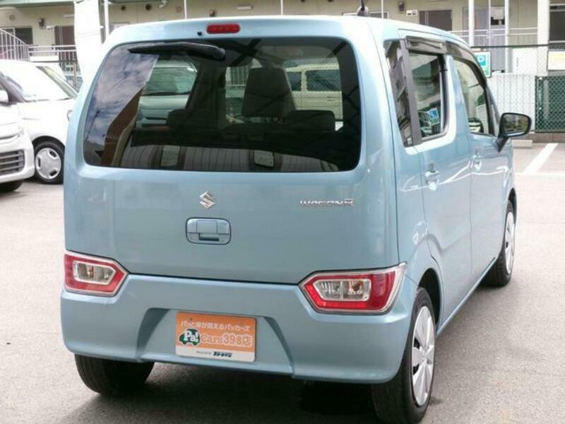 WAGON R