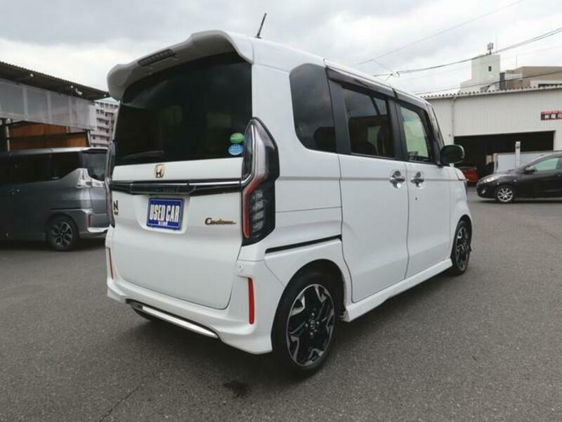 N BOX CUSTOM