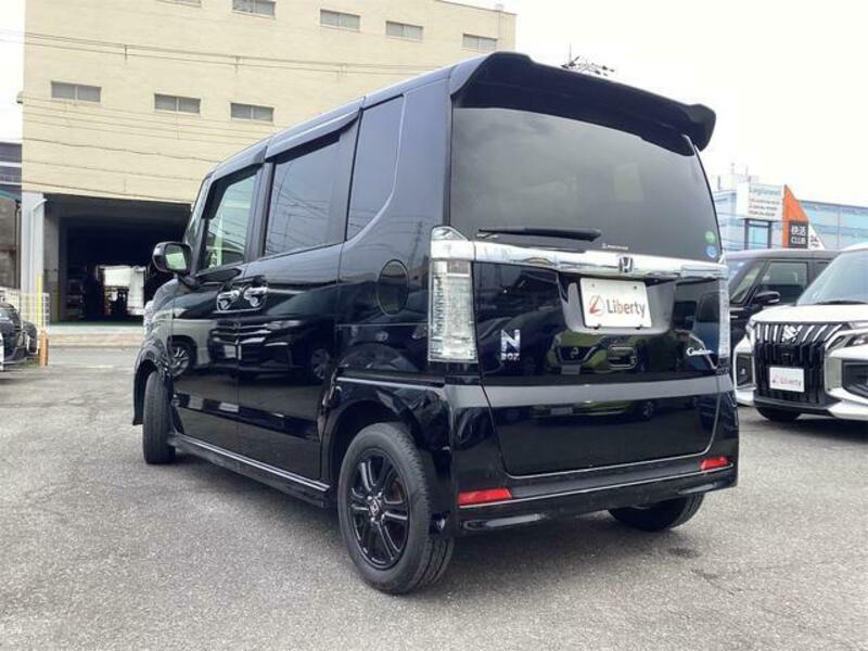 N BOX CUSTOM
