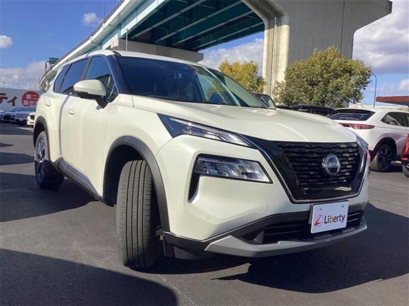 X-TRAIL