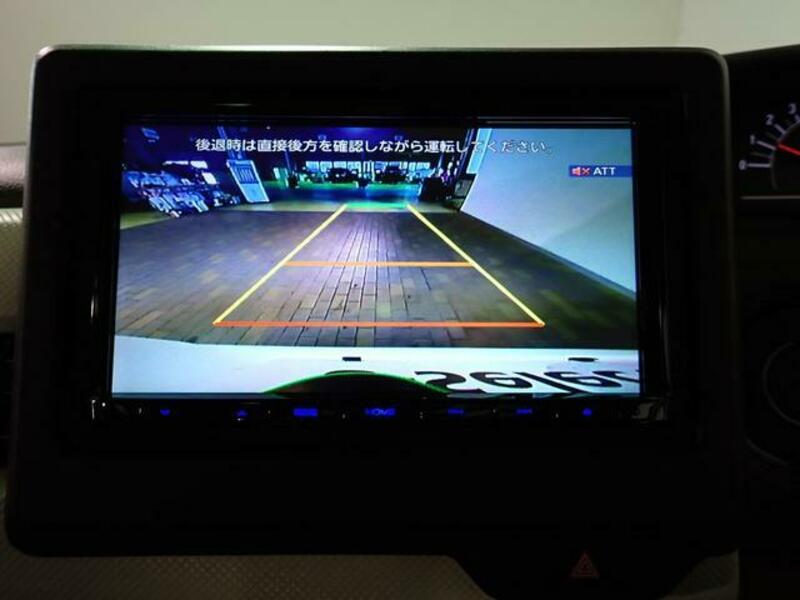 N BOX